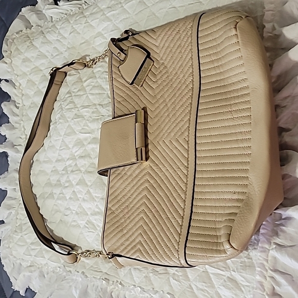 Nicole Miller Crossbody Bag Beige - Picture 1 of 10